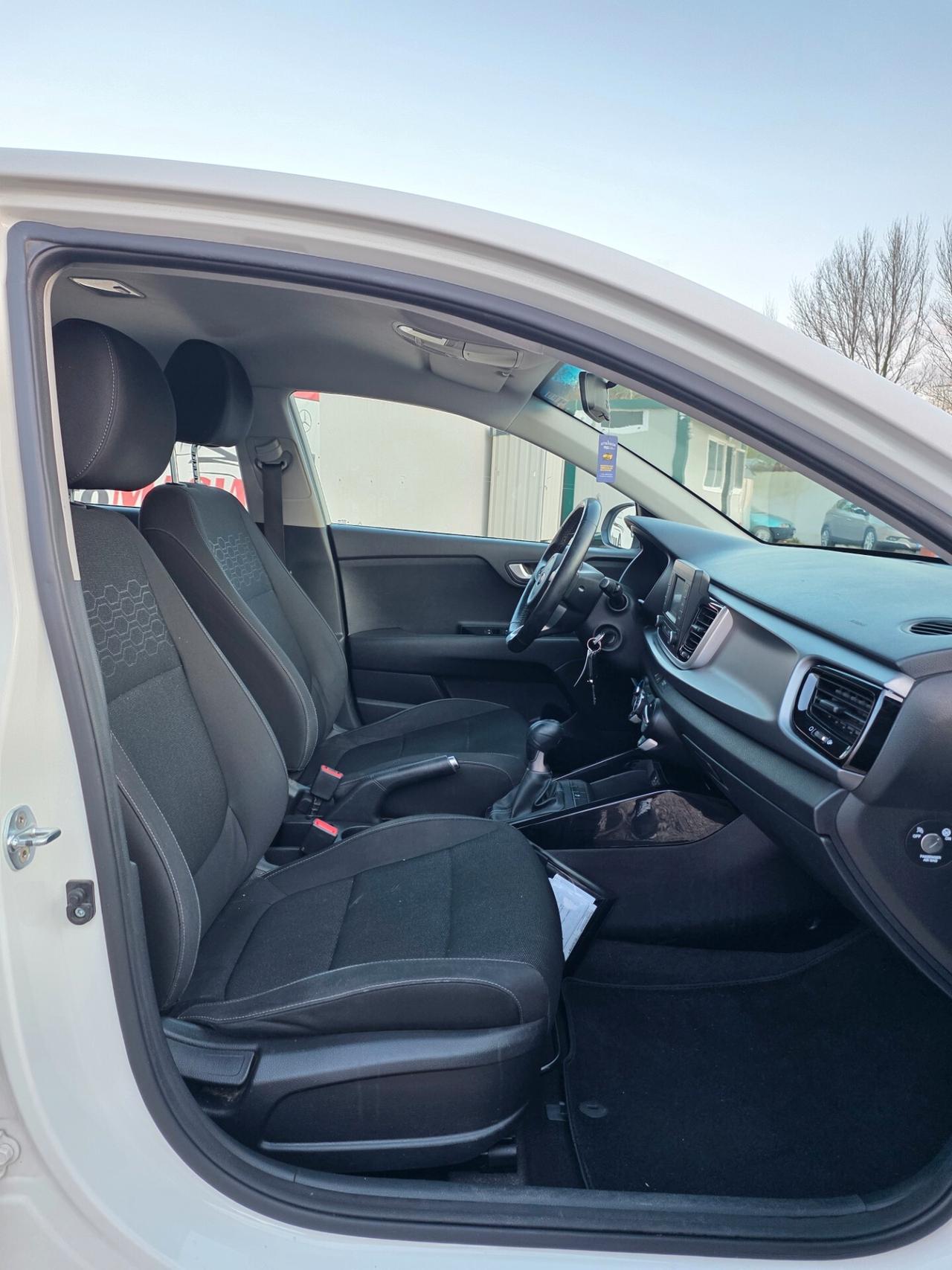 Kia Rio 1.4 CRDi 5p. Cool Collection