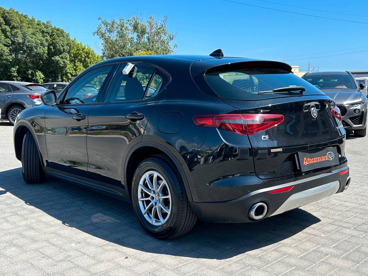 Alfa Romeo Stelvio 2.2 t Business Q4 190cv auto my19