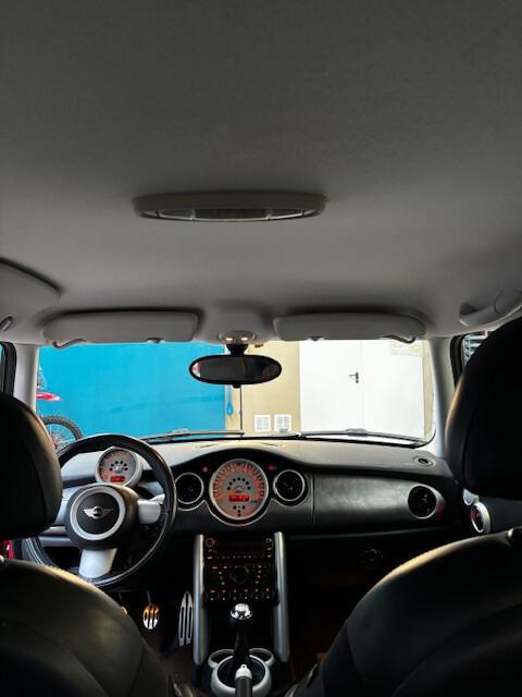 Mini 1.6 16V Cooper S - John Cooper WORKS