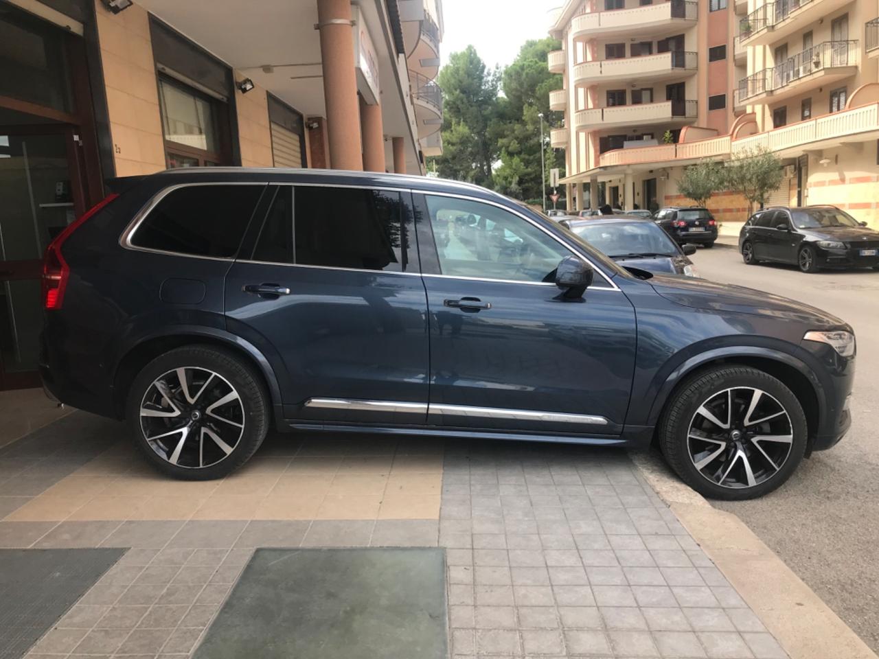 Volvo XC 90 D5 AWD Aut. 7 p.ti Inscription TETTO PELLE NAVY LED 21