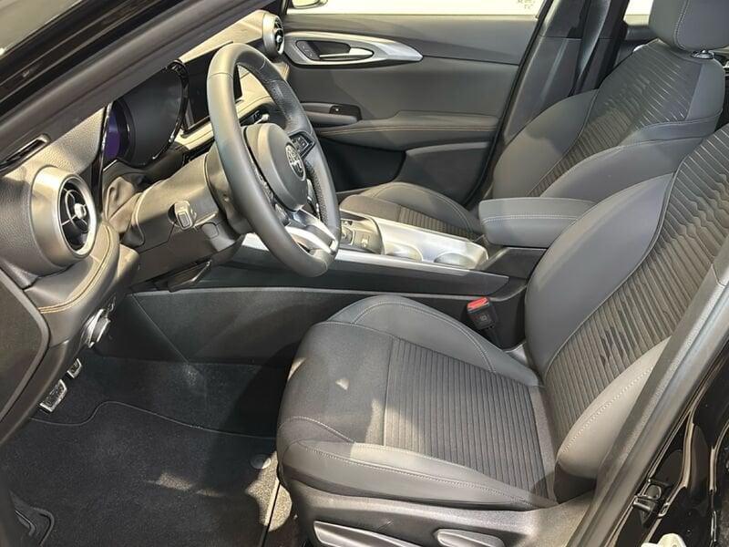Alfa Romeo Tonale 1.5 160cv Hybrid TCT7 Sprint