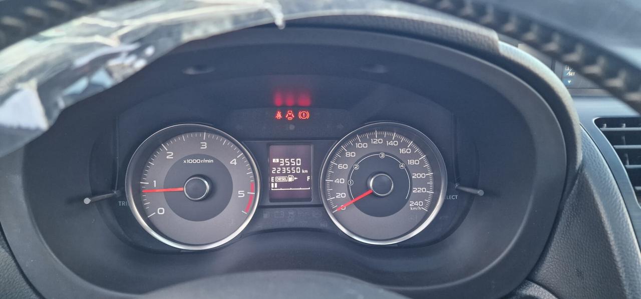 Subaru Forester 2.0D -S DYNAMIC 2015