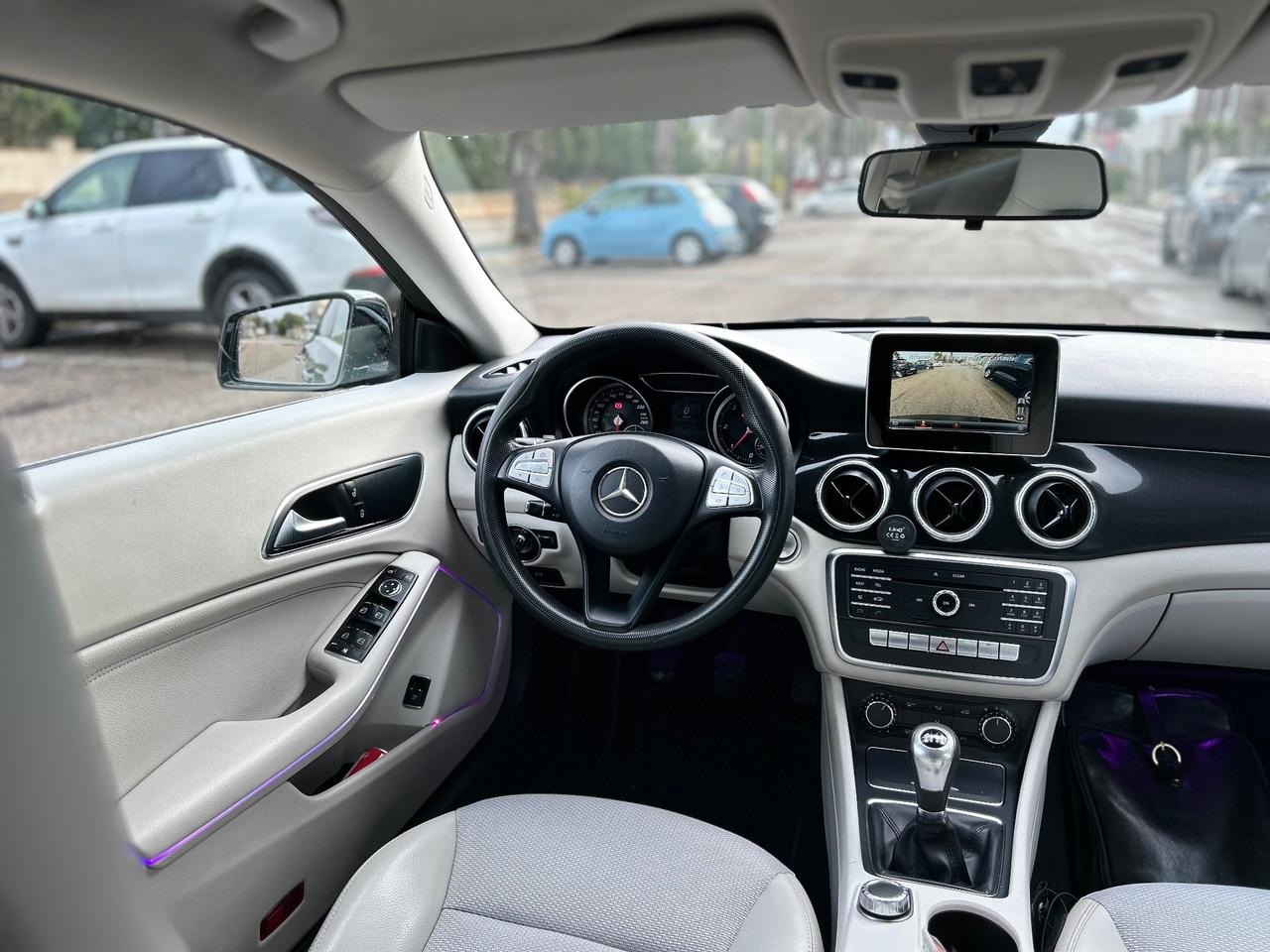 Mercedes-benz CLA 180 d Sport guidabile neopatentati