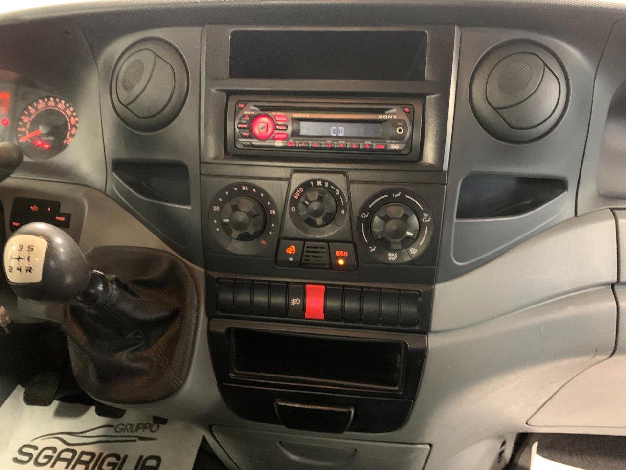 IVECO Daily Cassone Fisso 35 C 12 3 Posti