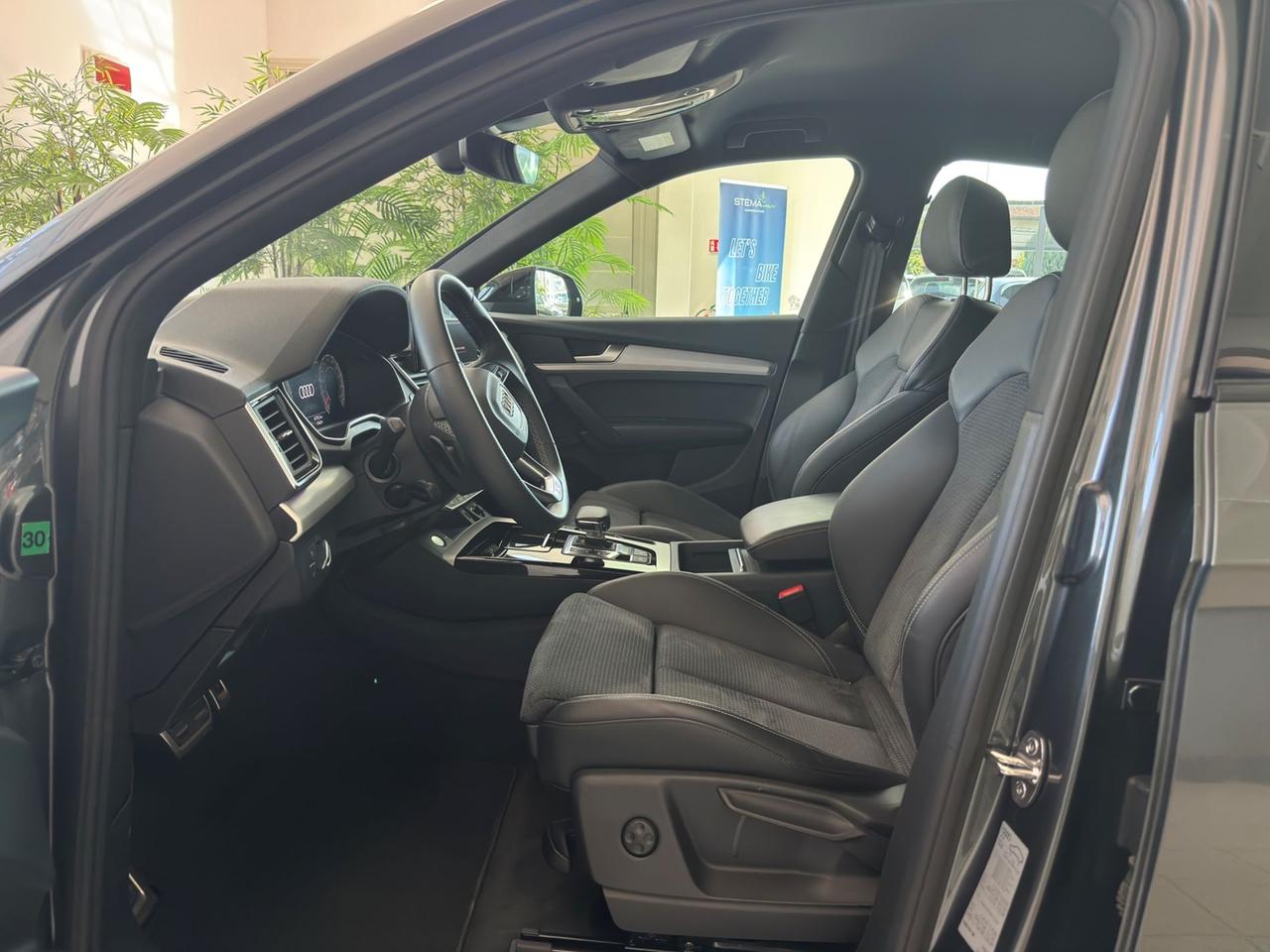 AUDI Q5 Sportback 2021 Sportback 40 tdi mhev Identity Black quattro s-tronic