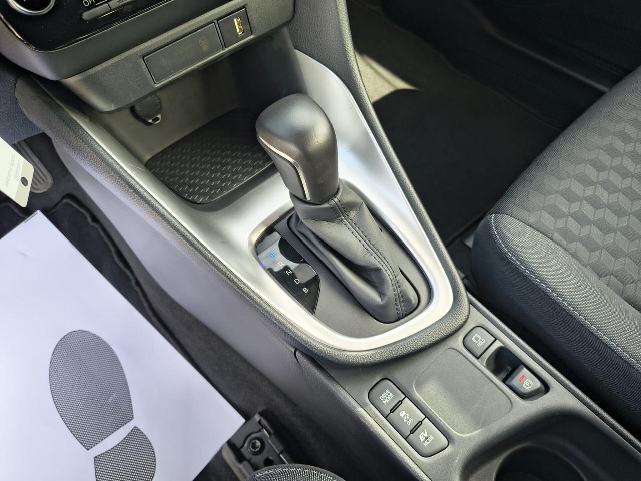 Toyota Yaris 1.5 Hybrid 5 porte *PREZZO PROMO*