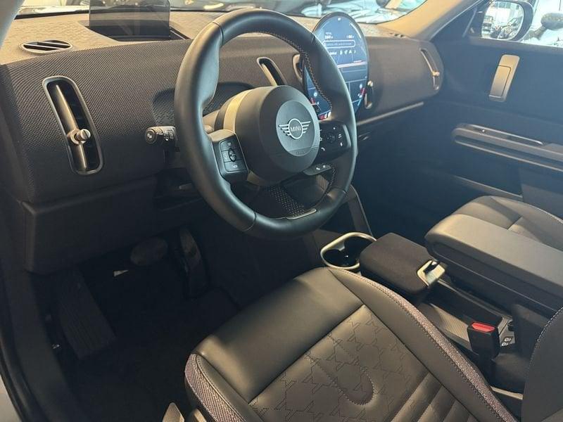 MINI Countryman D 48V Favoured