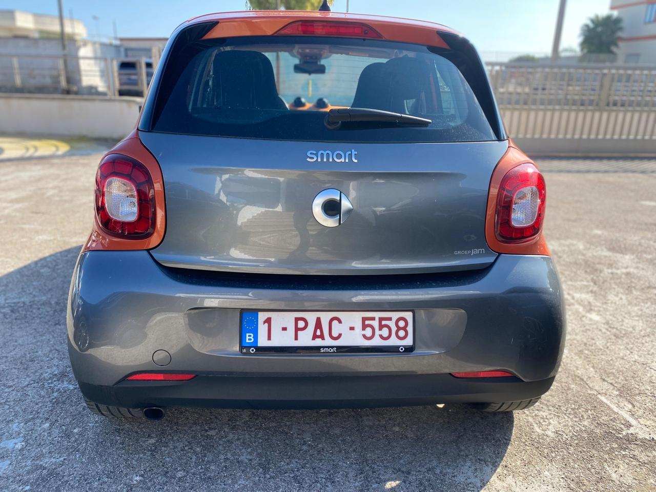 Smart ForFour Edition1