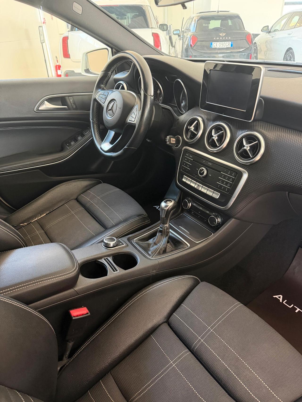 Mercedes-benz A 180 d Premium