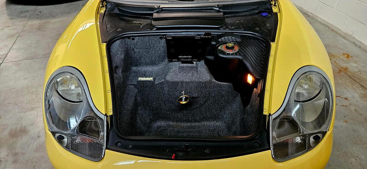 Porsche 911 Porsche 996 Aerokit, "Factory-Owned"