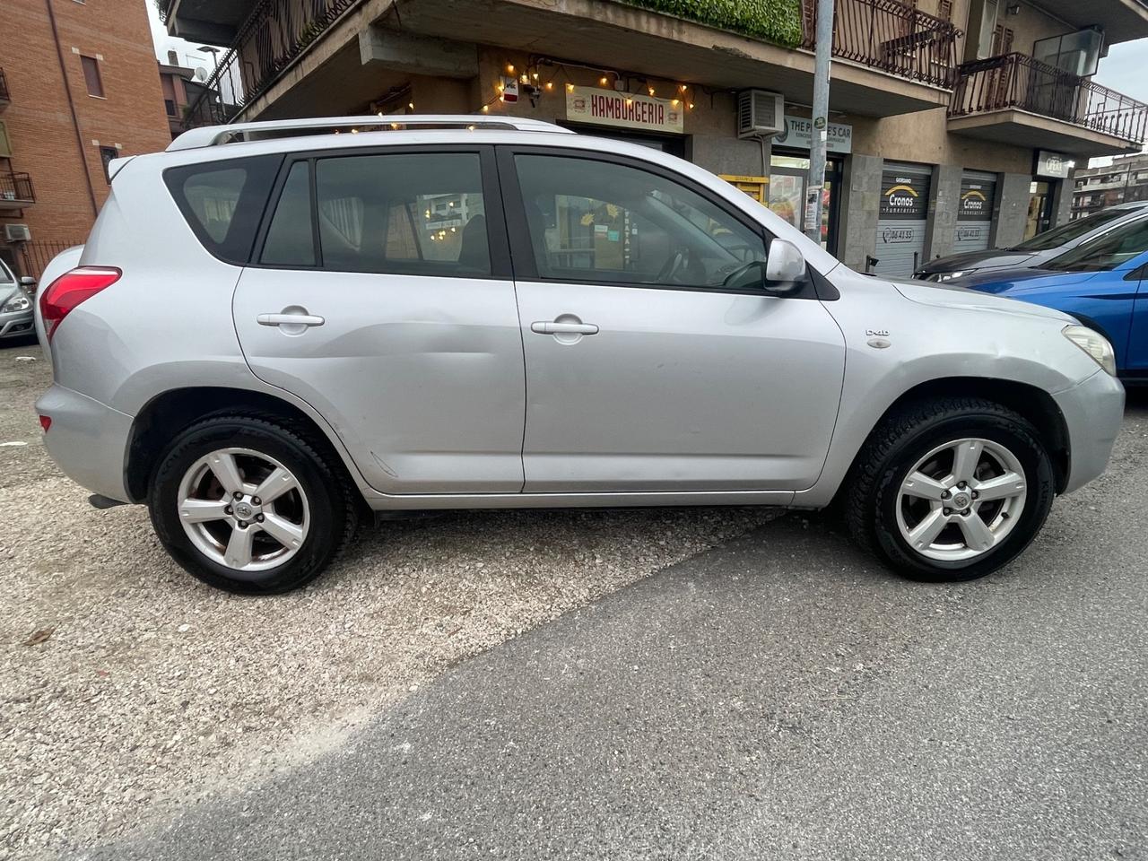 Toyota RAV 4 RAV4 2.2 D-4D 136 CV Luxury GARANTITA