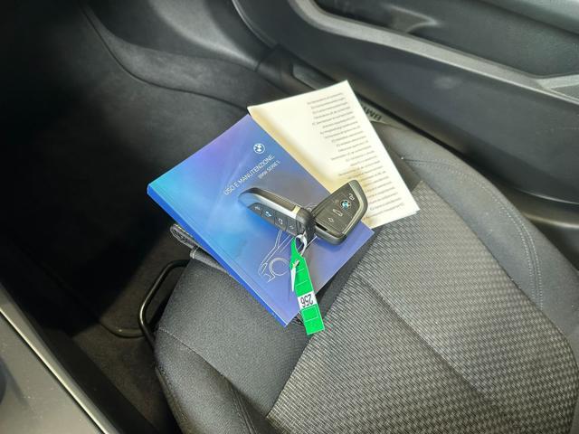 BMW 116 D 5P. BUSINESS ADVANTAGE