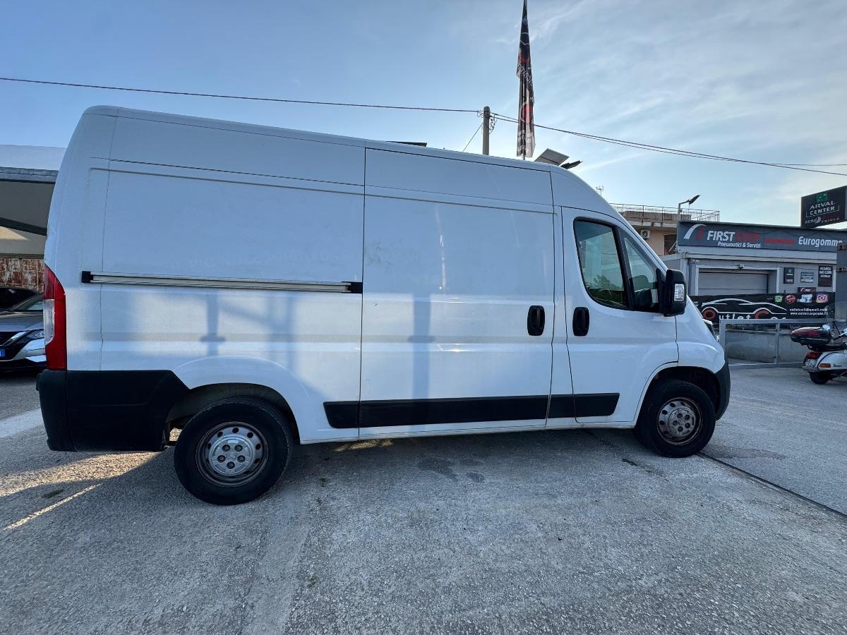 PEUGEOT Boxer - 335 2.2 BHDi 140CV