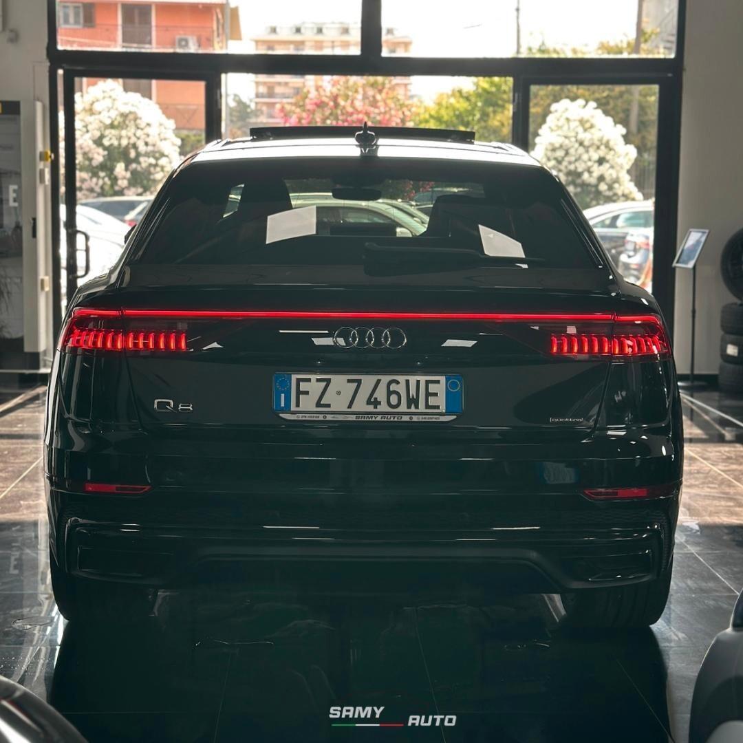 Audi Q8 55 TFSI quattro tiptronic Sport