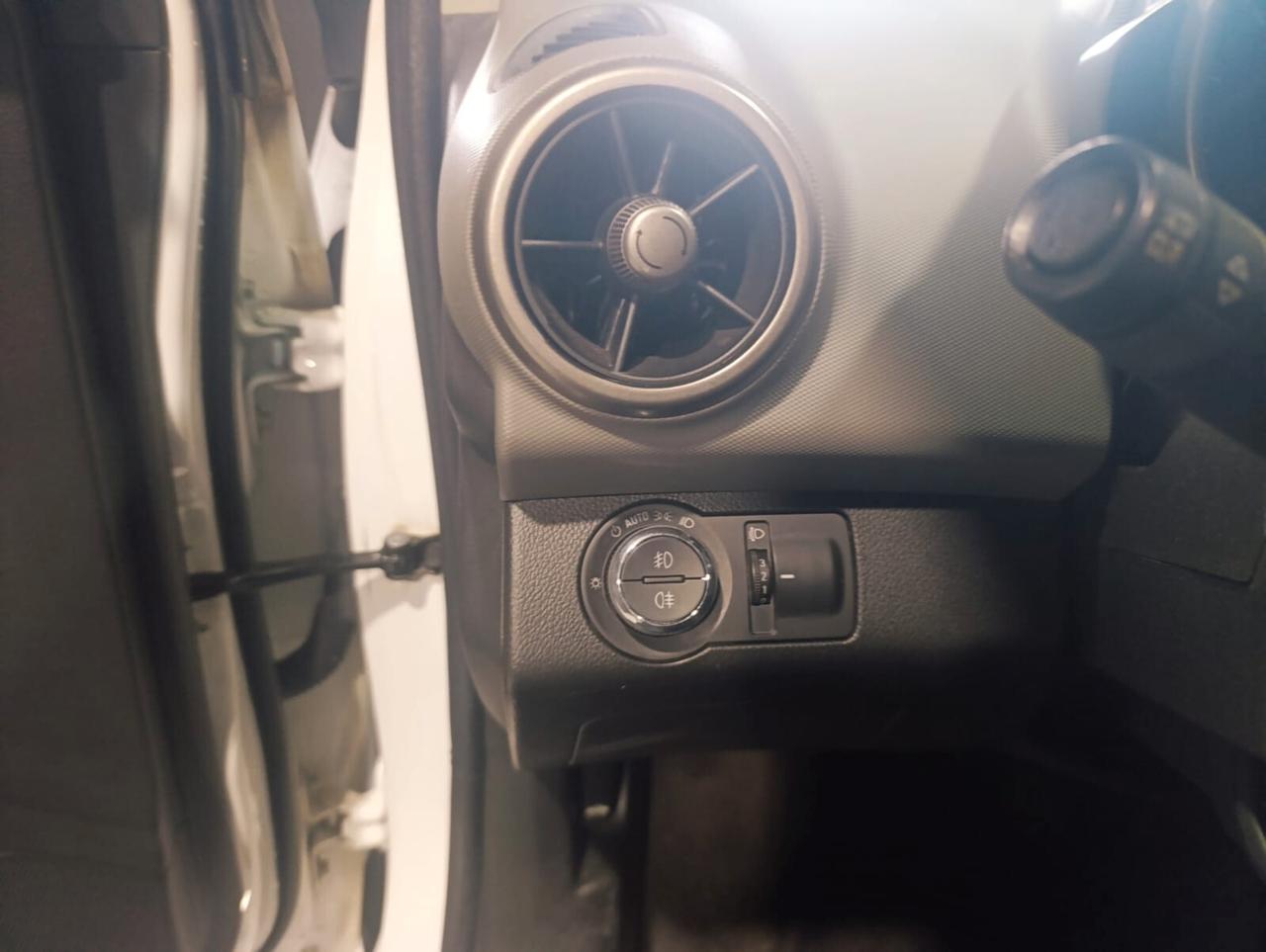 Chevrolet Aveo del 2015 1300 diesel neopatentati