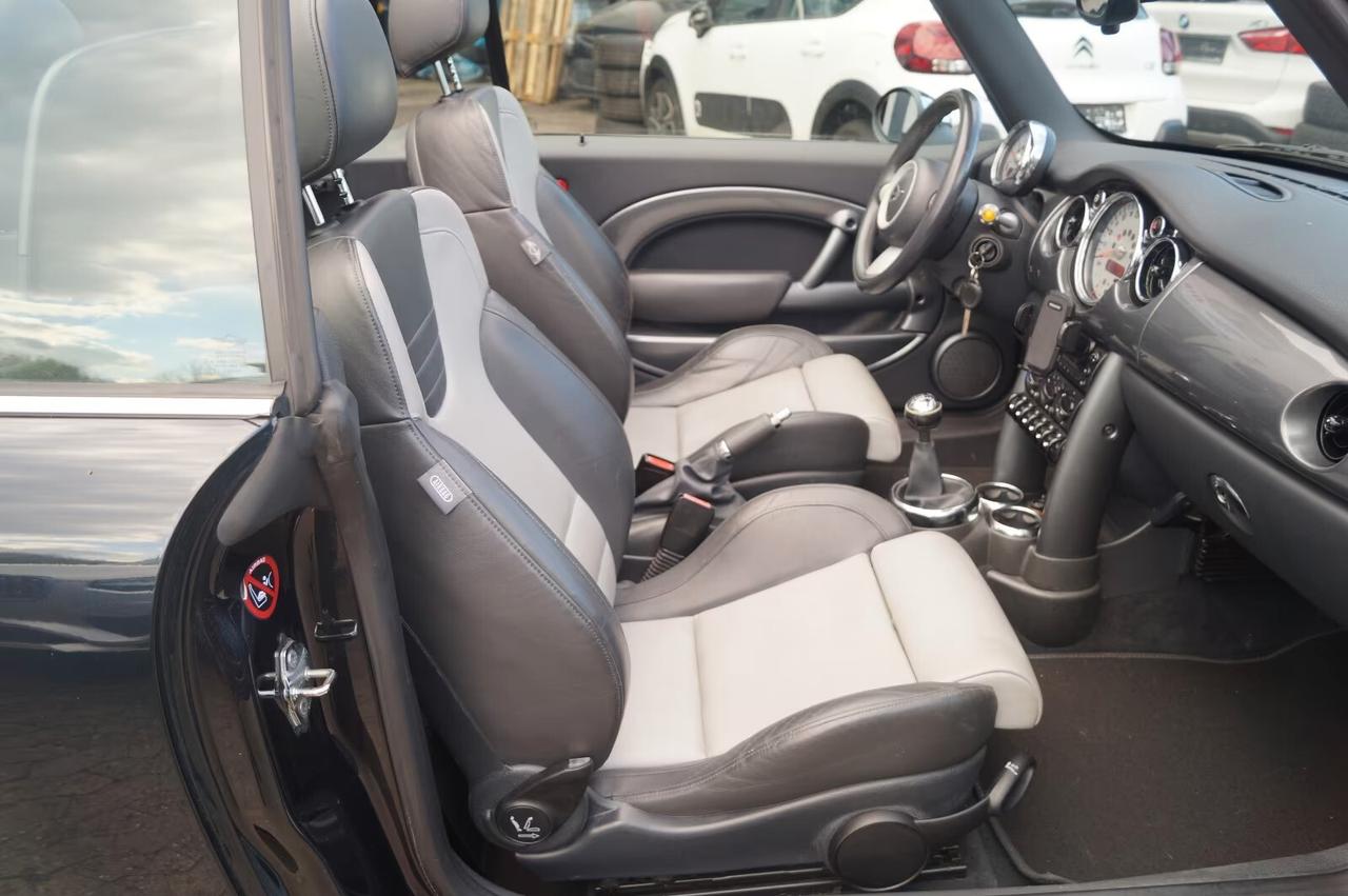 Mini 1.6 16V Cooper Cabrio