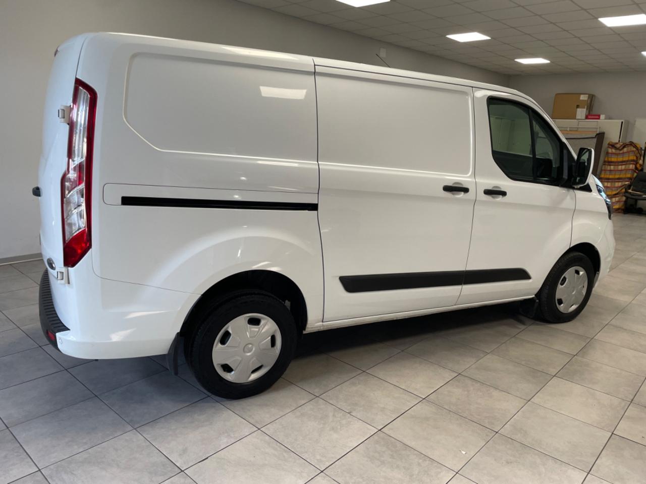 FORD TRANSIT CUSTOM 105 CV