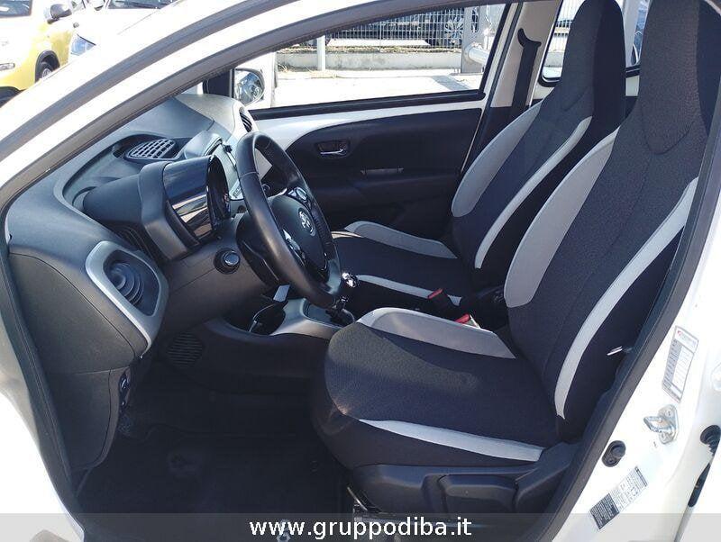 Toyota Aygo II 2014 5p 1.0 x-play m-mt my15