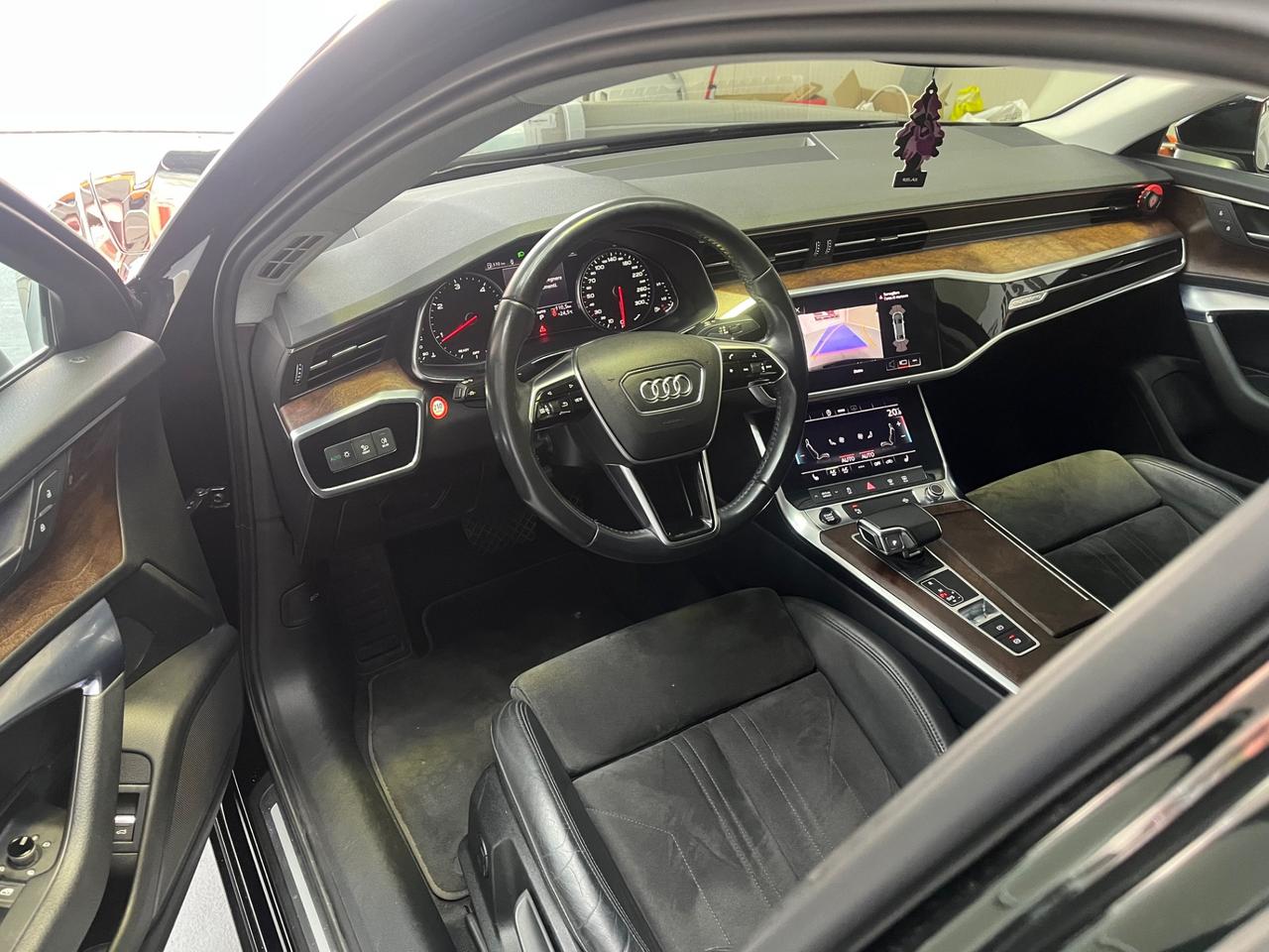 AUDI A6 QUATTRO S-TRONIC