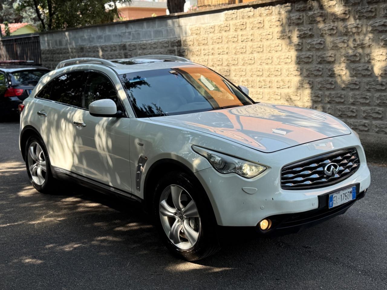 Infiniti FX FX30d S