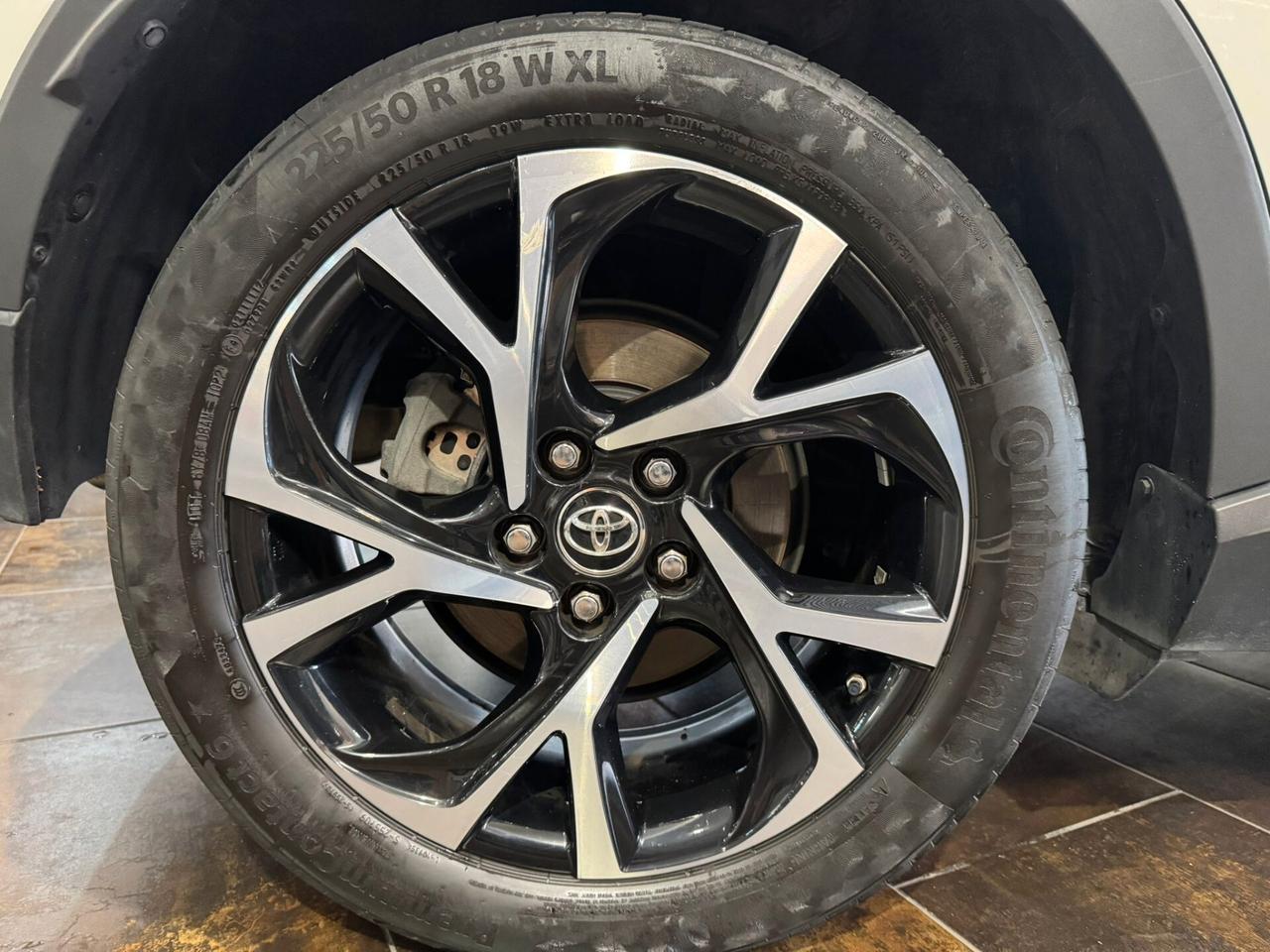 Toyota C-HR 1.8 Hybrid E-CVT Trend