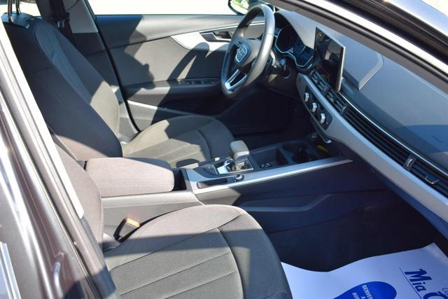 AUDI A4 Avant 30 TDI/136 CV S tronic Business