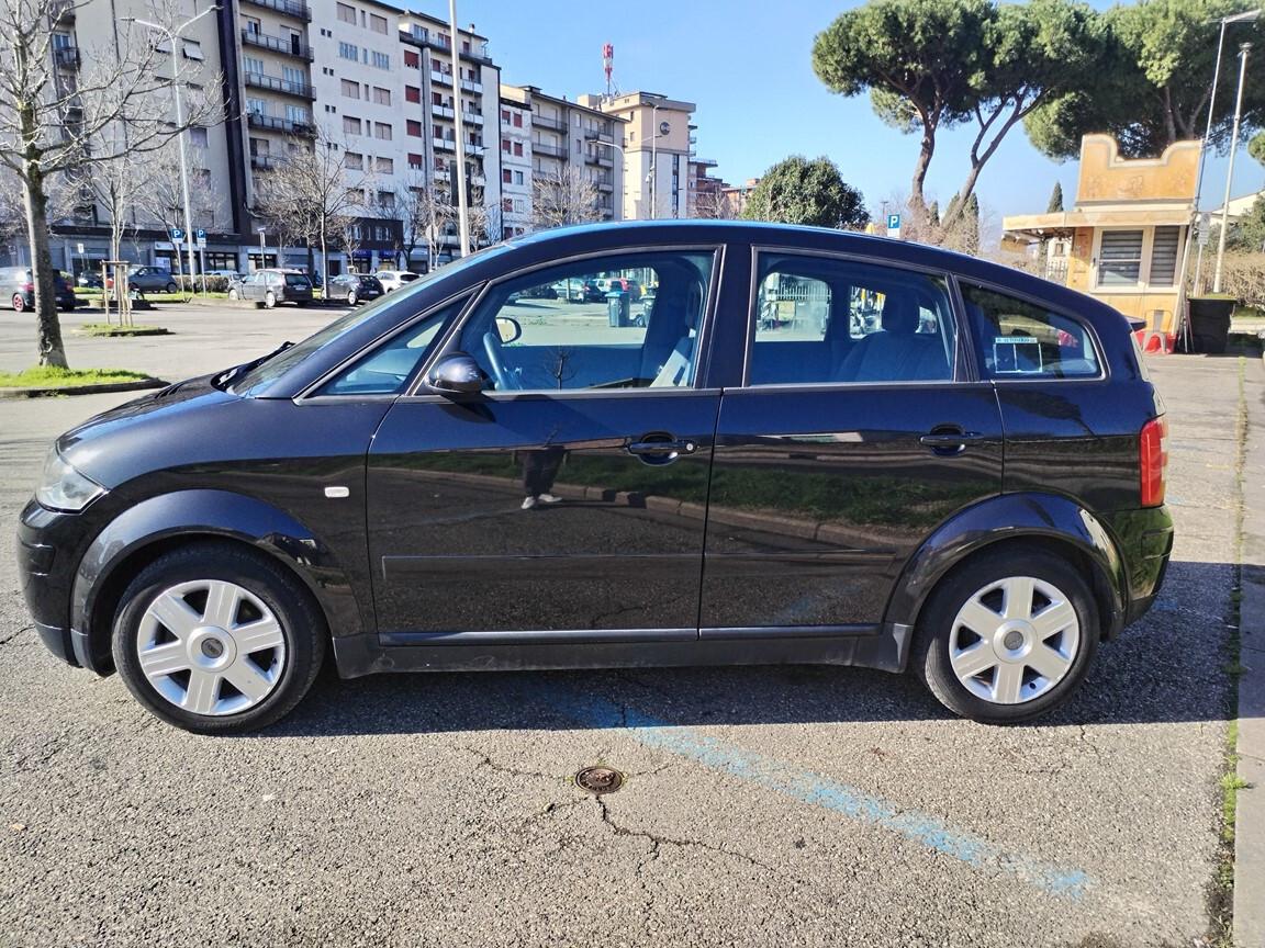 Audi A2 1.4 TDI 133000km anno 2001