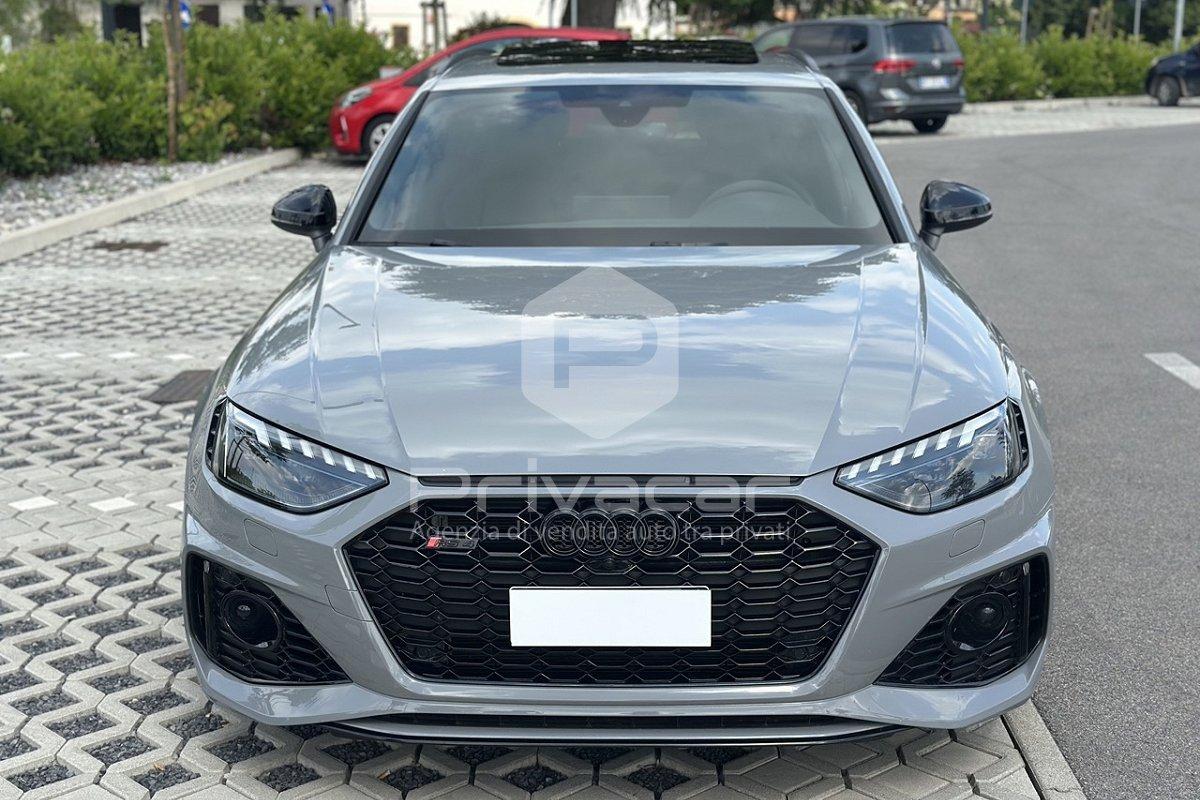 AUDI RS 4 Avant