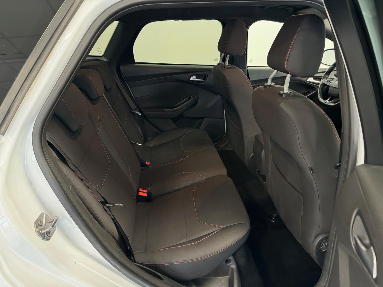 Ford Focus 1.5 TDCi 120 CV Start&Stop SW ST Line PACK SPORT