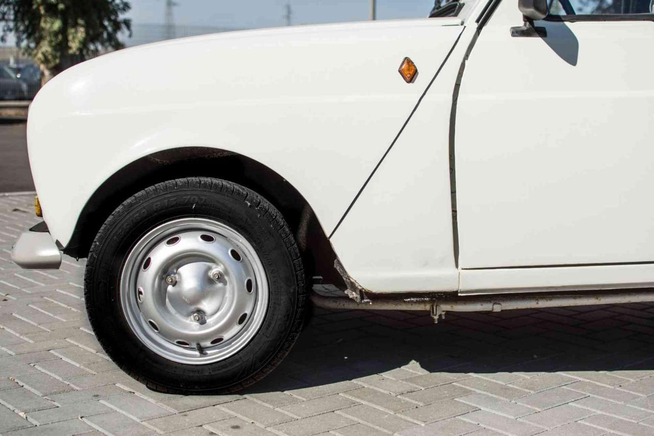 Renault R 4 RENAULT 4