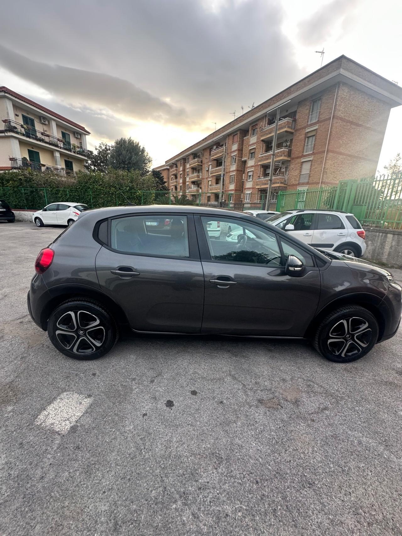 Citroen C3 PureTech 82 GPL Shine