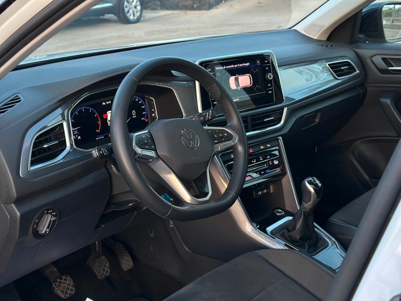 Volkswagen T-Roc 1.0 TSI R-Line PARI AL NUOVO