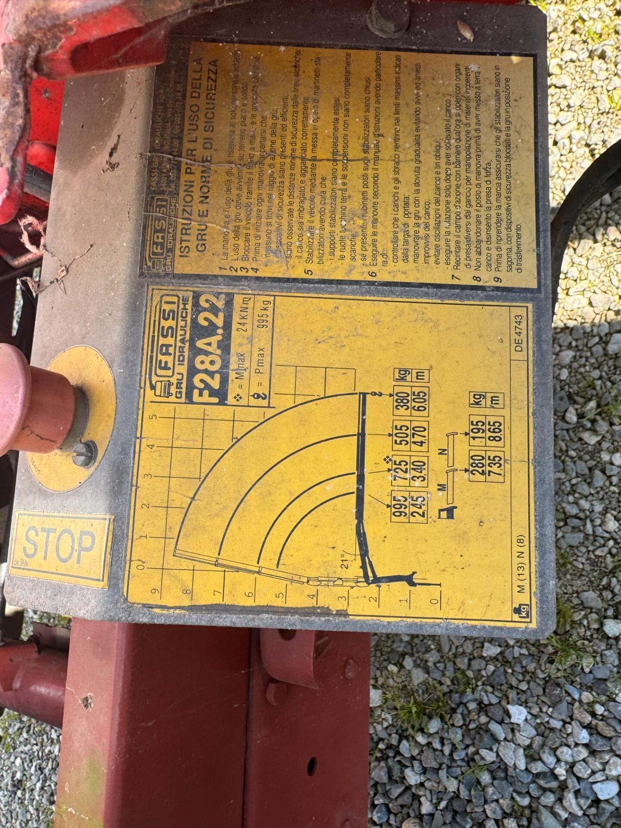 Iveco Daily 35s12 2.3 Cassonato con GRU Fassi