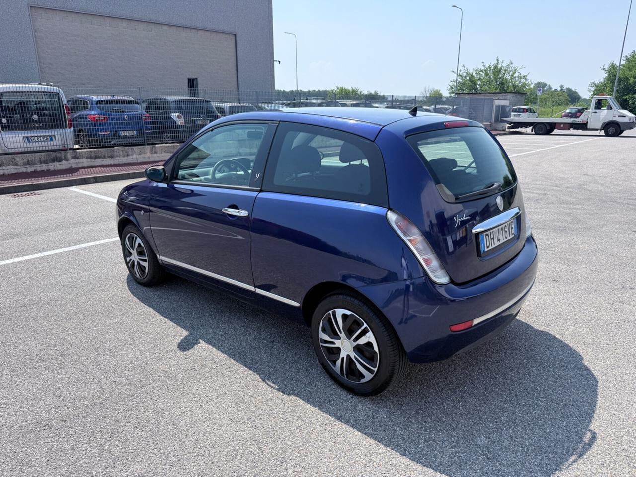 Lancia Ypsilon 1.2 MODA MILANO
