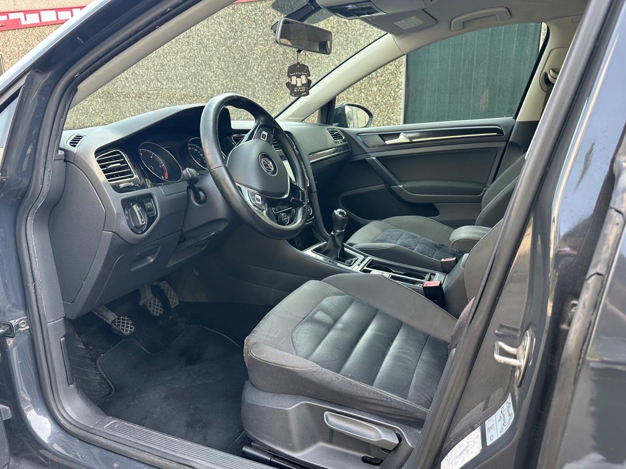 Volkswagen Golf 2.0 TDI 5p. 4MOTION Highline BlueMotion Tech.