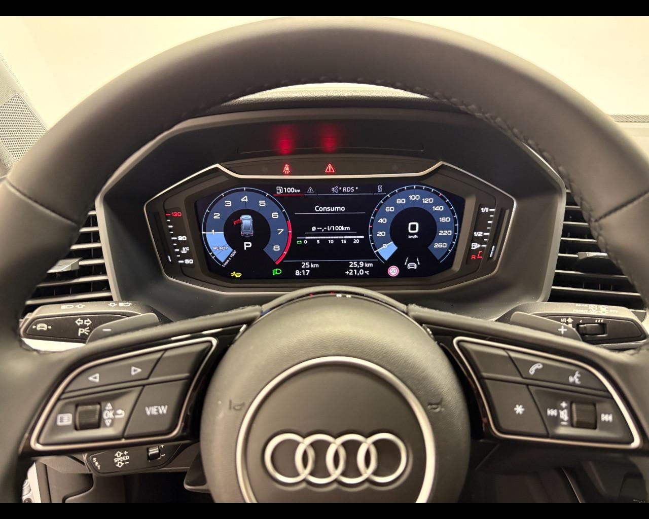 AUDI A1 ALLSTREET 30 TFSI S-TRONIC IDENTITY CONTRAST