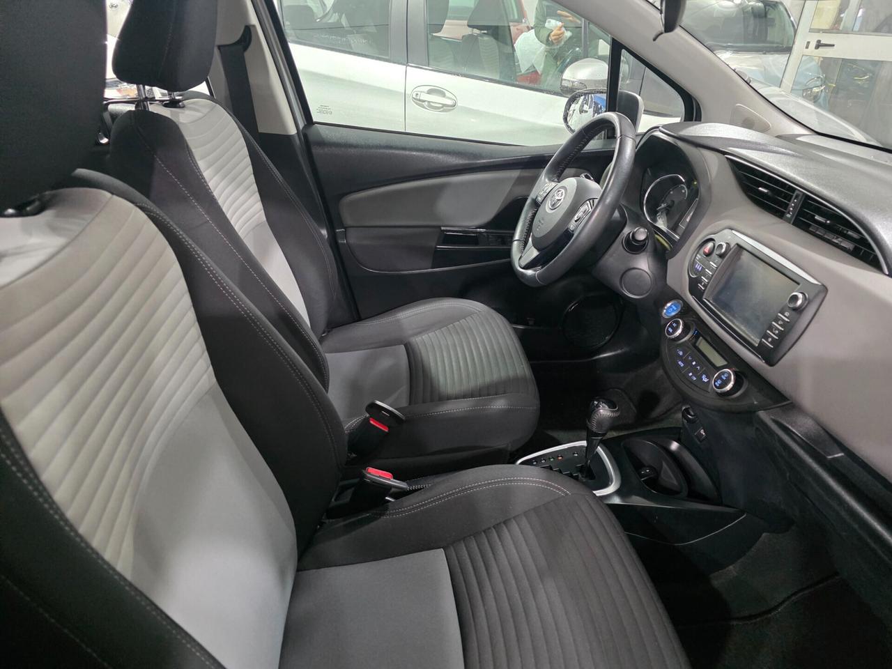 Toyota Yaris 1.5 Hybrid 73cv 1 PROPRIETARIO 2017