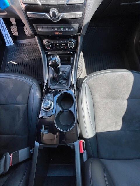 Infiniti Q30 1.5 diesel Premium