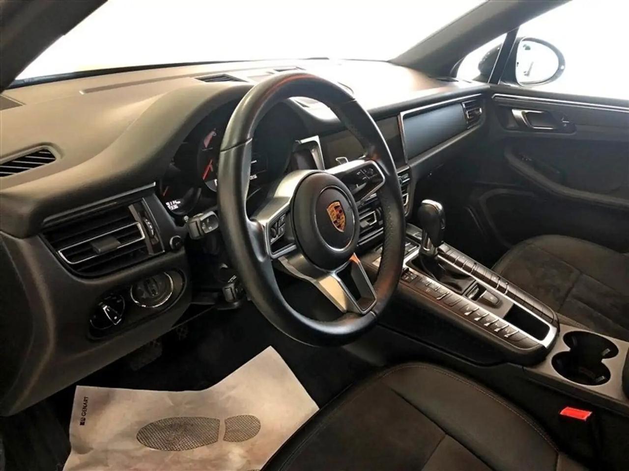 Porsche Macan 2.0