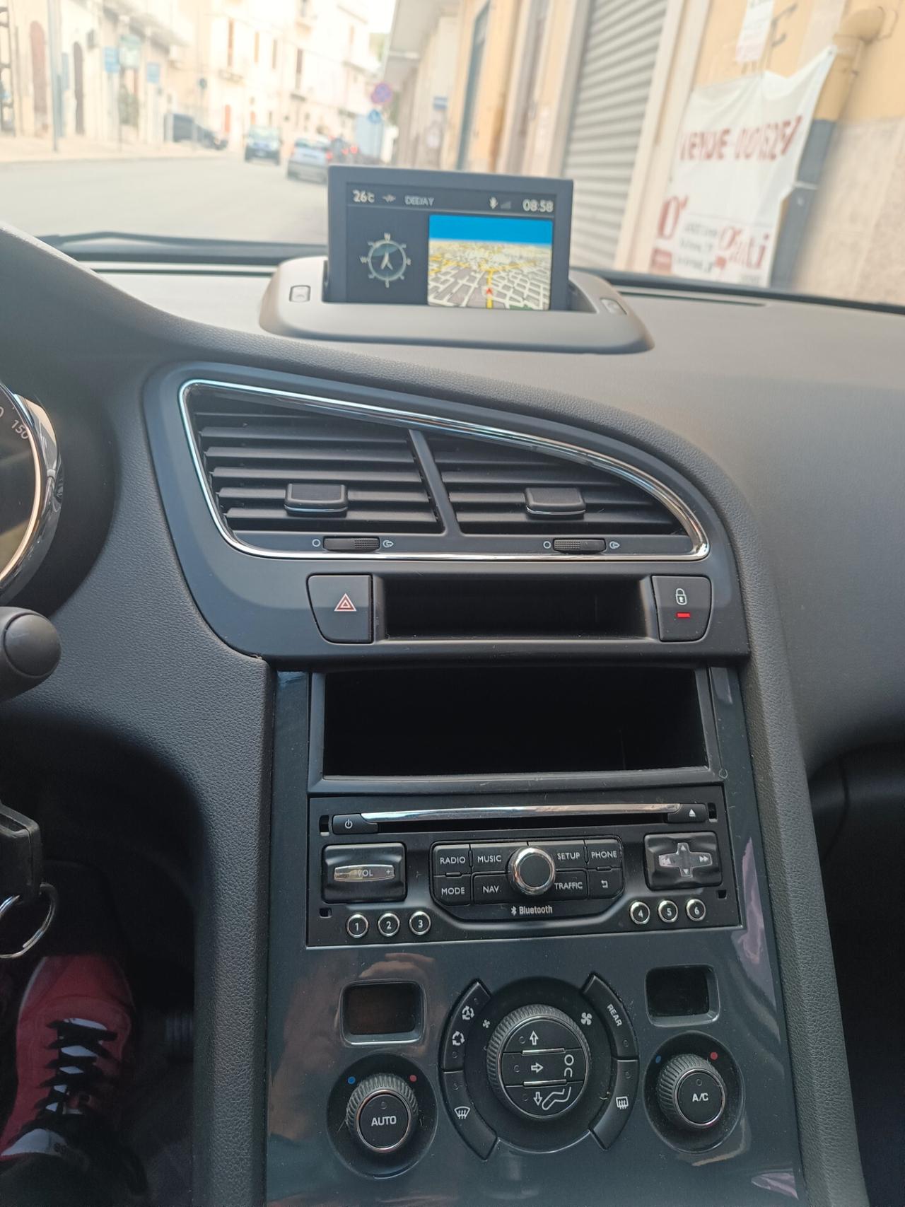 Peugeot 5008 BlueHDi 120 CV 88 KW 7 POSTI