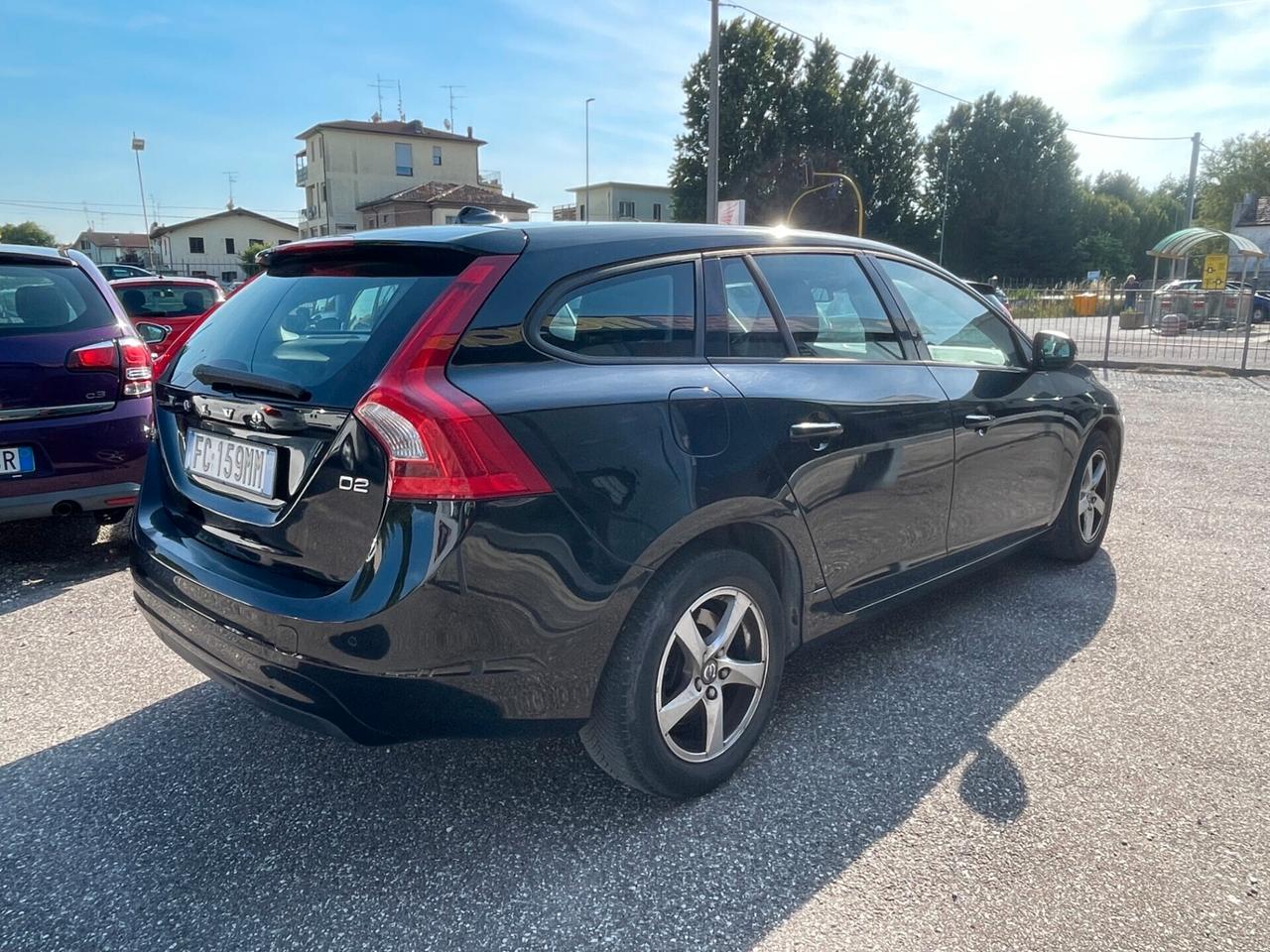 Volvo V60 D2 1.6 Kinetic ANCHE X NEOPATENTATI