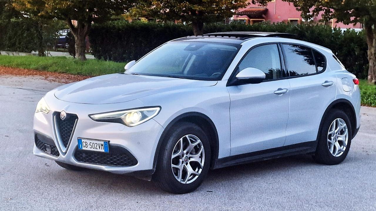 Alfa Romeo Stelvio 2.2 Turbodiesel 190 CV AT8 Q4