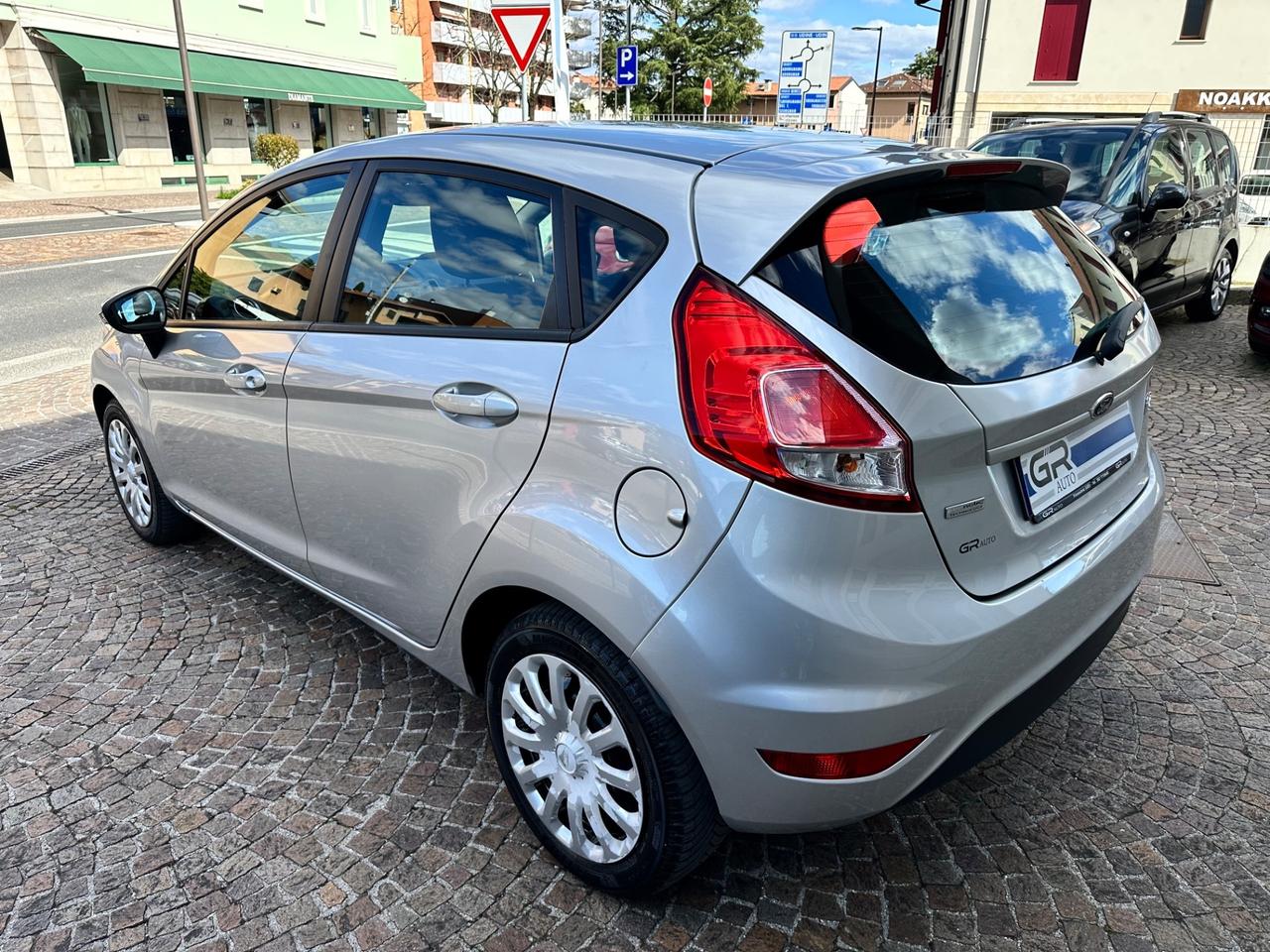 Ford Fiesta 1.0Bz 80CV 5P Titanium - Neopatentati
