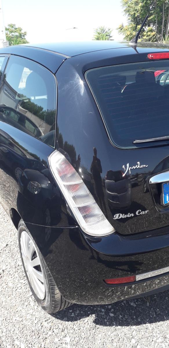 LANCIA - Ypsilon - 1.2 Versus
