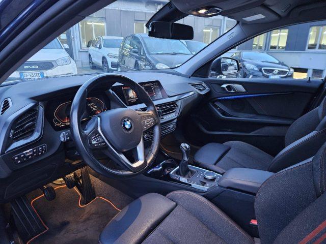 BMW 118 i 5p. Advantage