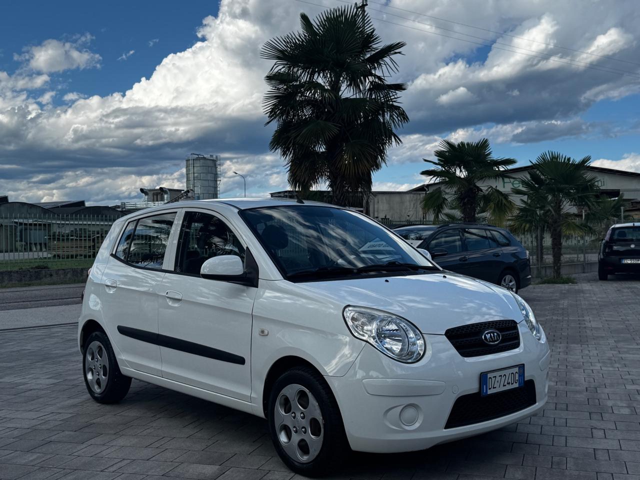 Kia Picanto 2009 ok neopatentati