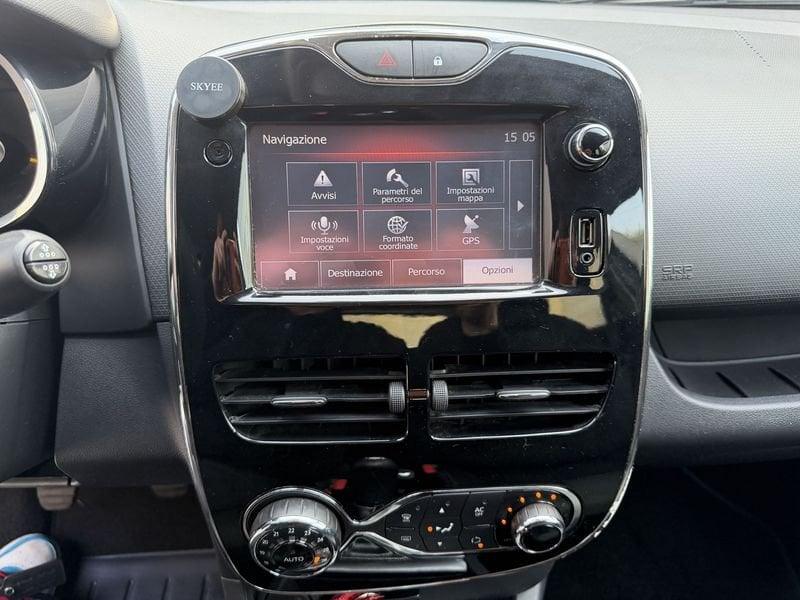 Renault Clio Clio 5p 1.2 Costume National DUEL 75cv FULL OPTIONAL
