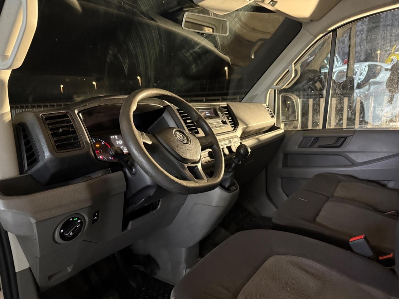 Volkswagen Crafter 35 2.0 TDI 140CV PM-DC Cabinato