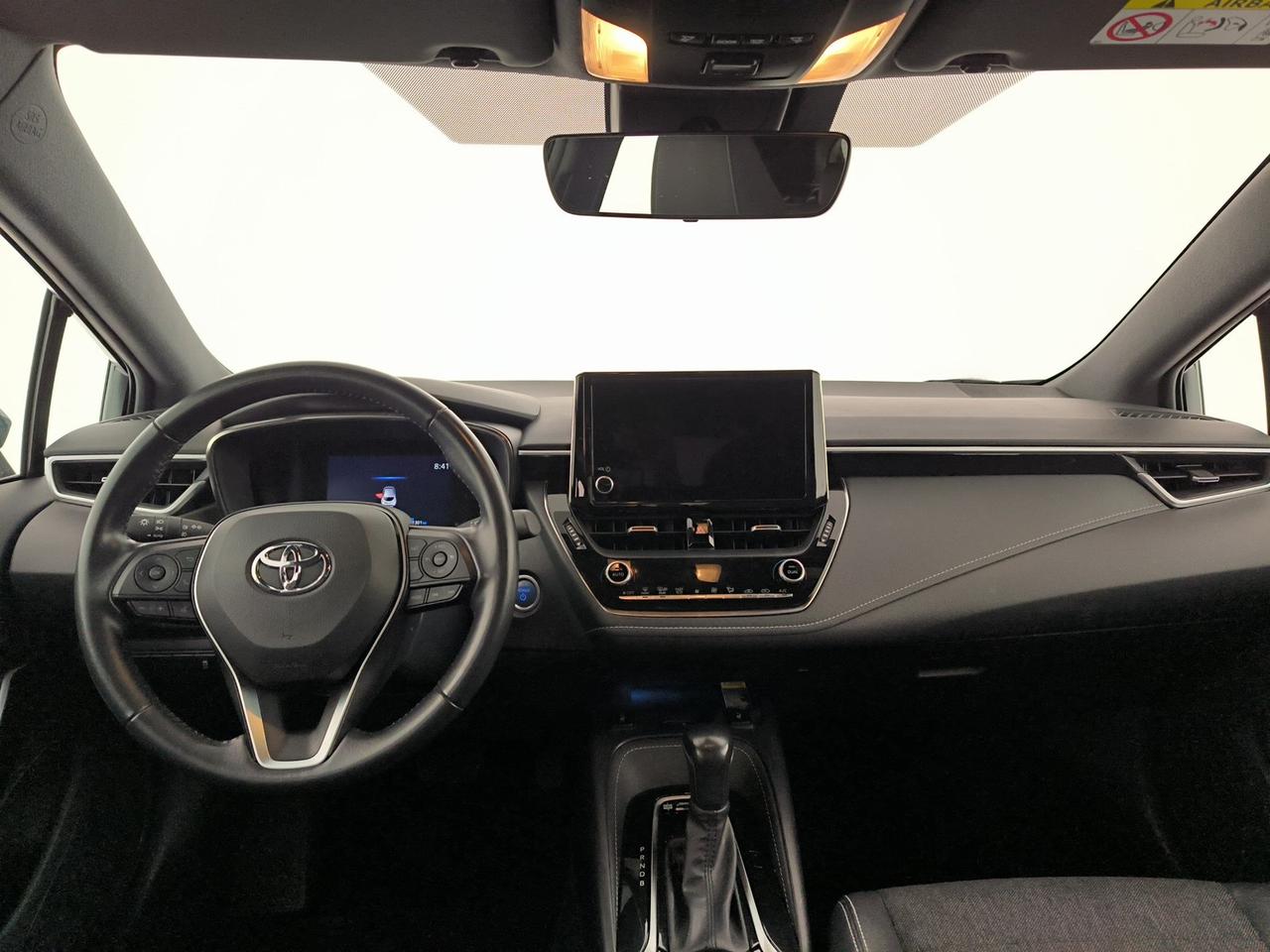 Toyota Corolla 1.8h style cvt