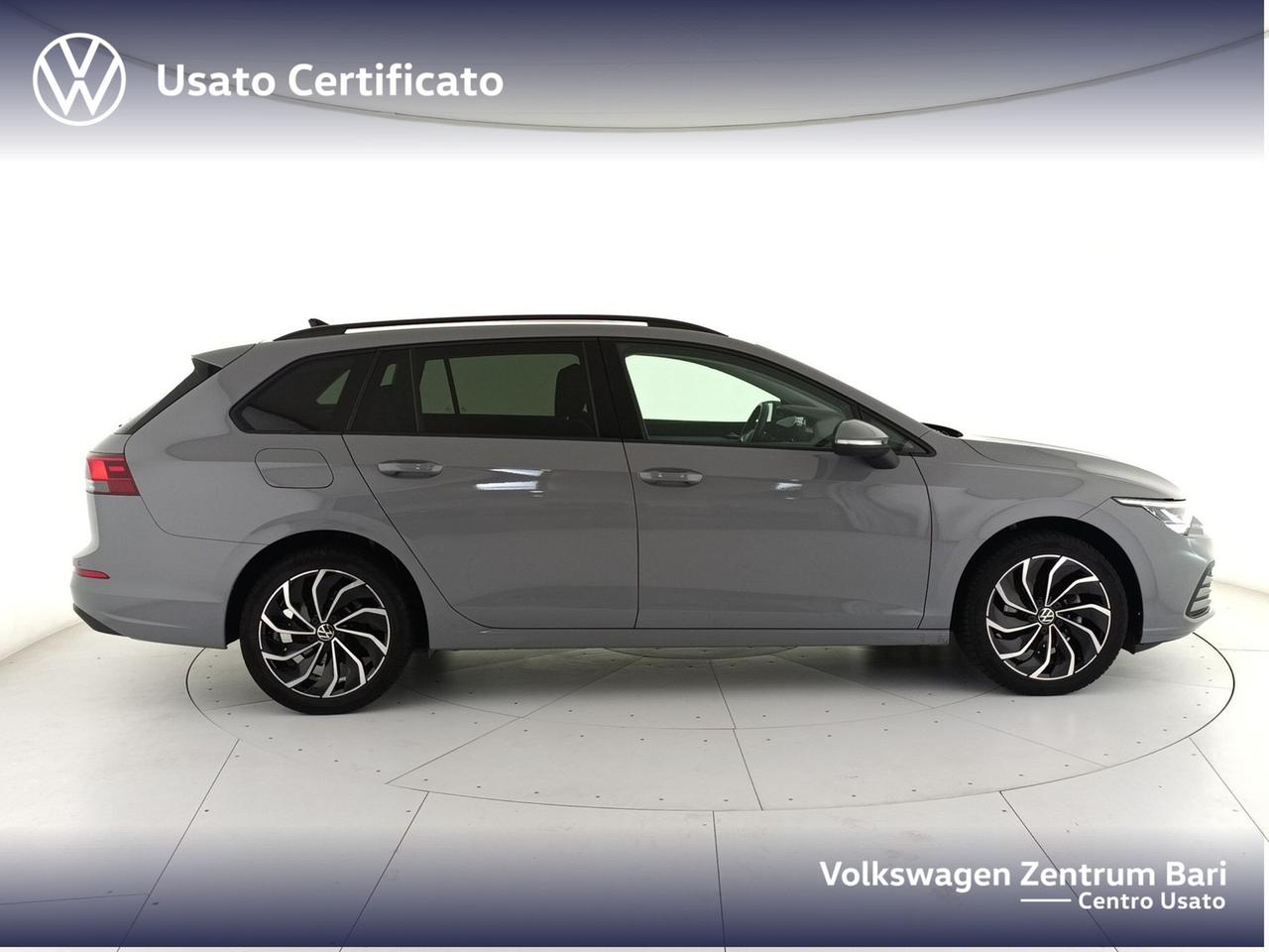 Volkswagen Golf variant 1.0 etsi evo life 110cv dsg